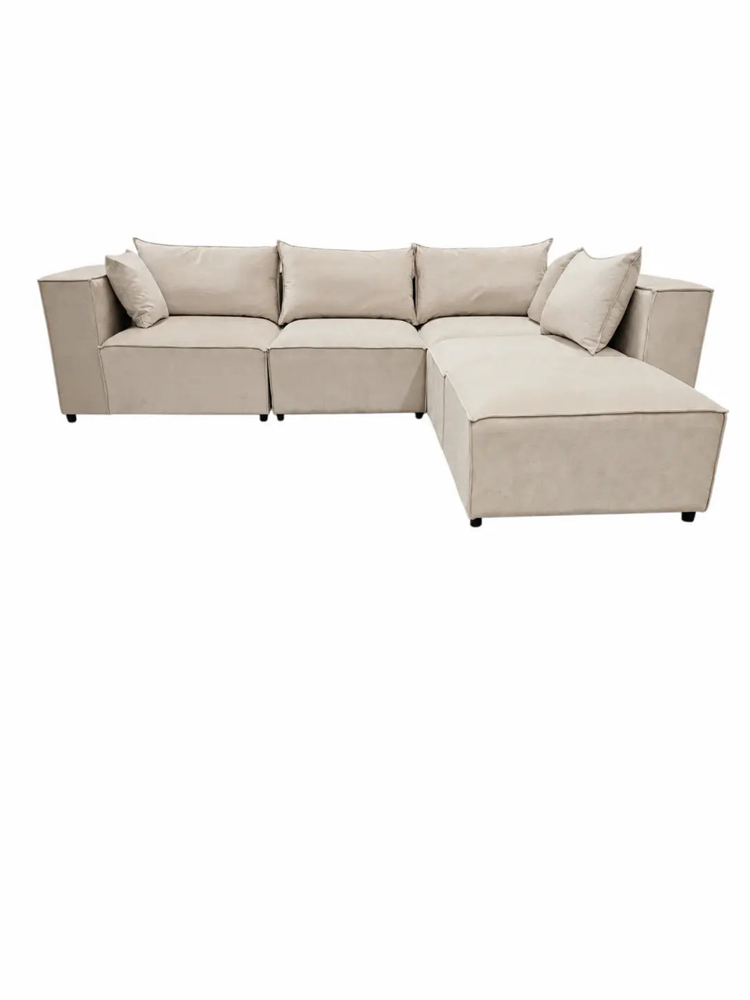 Pack Complet – Canapé Iconic 4+Pouf velours beige + Table basse Yuna + Table à manger Yuna céramique beige + 6 chaises Lizéa + Lit coffre Dune + Matelas Exclusive 160x200  Rêve de Chic